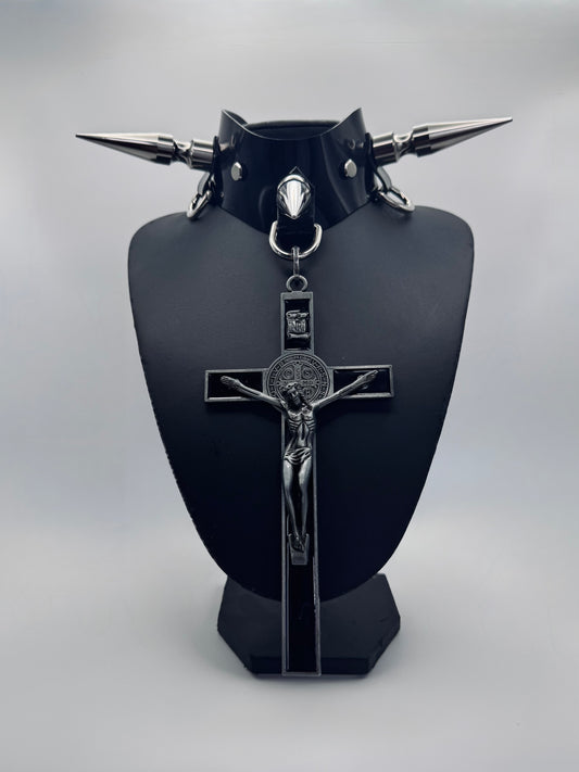 Cross Choker
